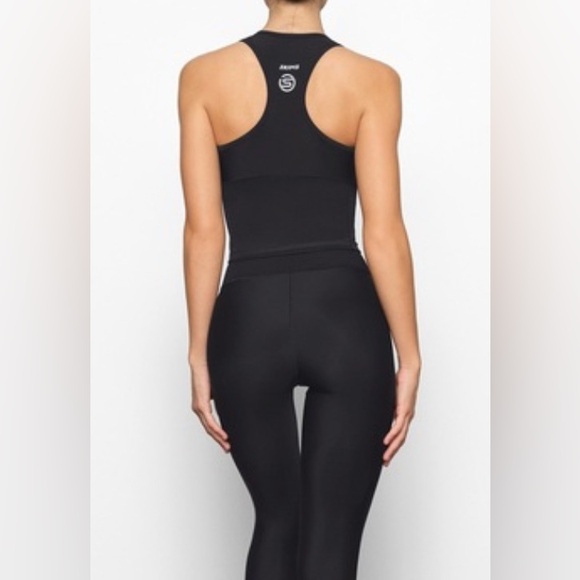 SKIMS Performance RACER Back Tank - Picture 2 of 6